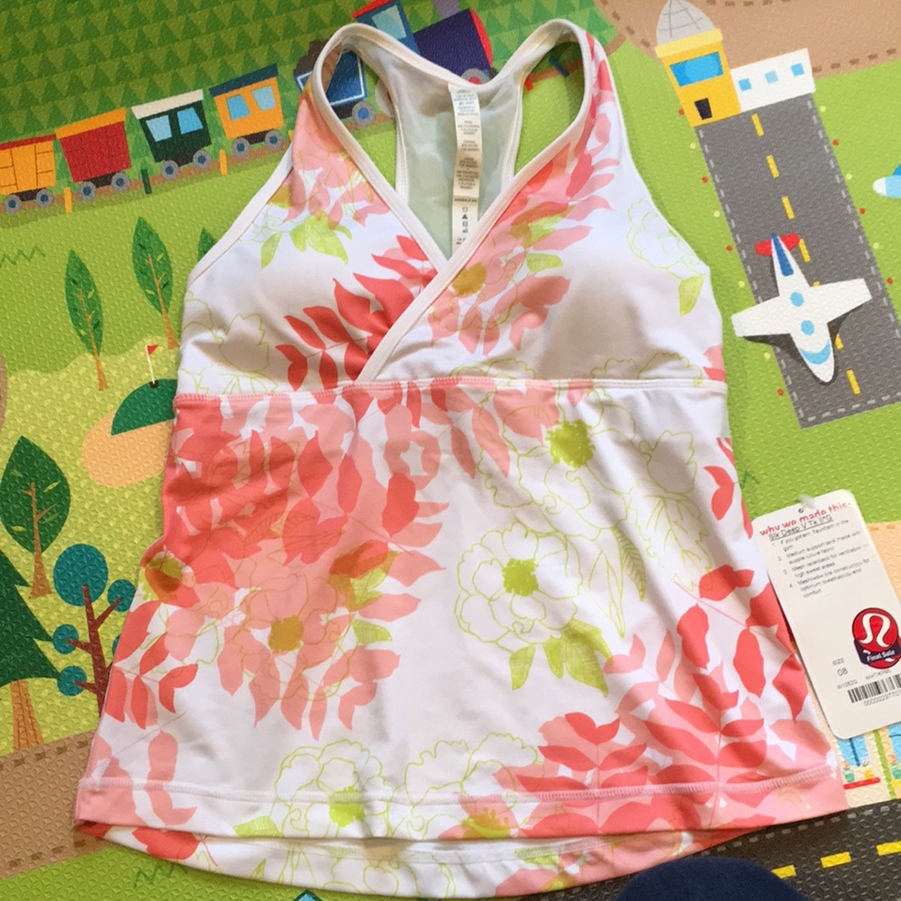 NWT Lululemon Sleek Deep V Tank